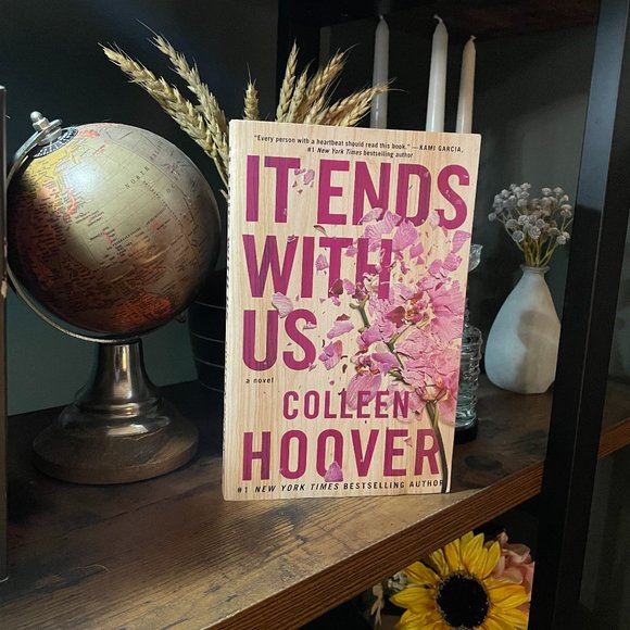 ROMANCE - It Ends with Us - Colleen Hoover - Picture 1 of 5